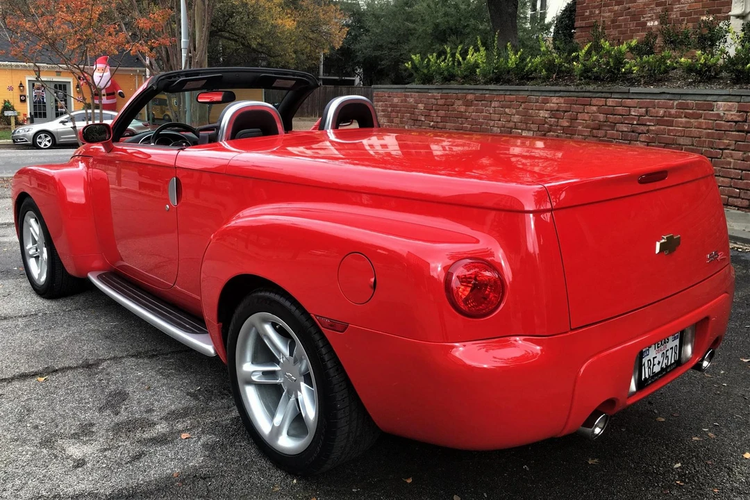 2003 Chevrolet SSR - Image 5 of 31