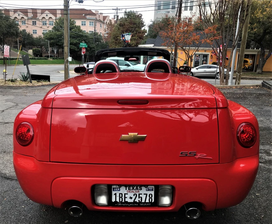 2003 Chevrolet SSR - Image 12 of 31