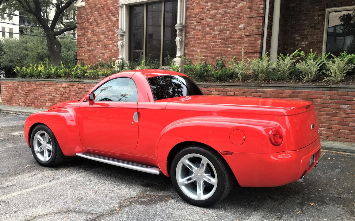 2003 Chevrolet SSR - Image 25 of 31