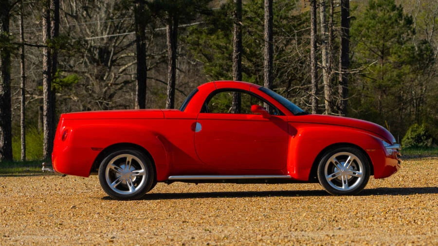 2003 Chevrolet SSR - Image 4 of 15