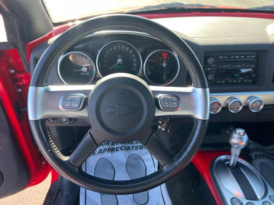 2003 Chevrolet SSR - Image 15 of 21