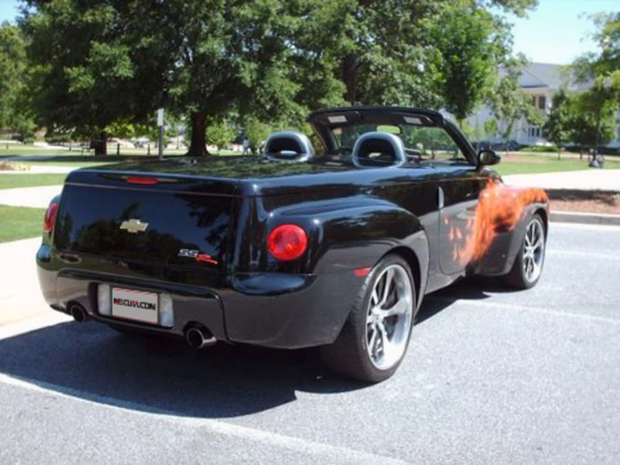 2003 Chevrolet SSR - Image 3 of 8