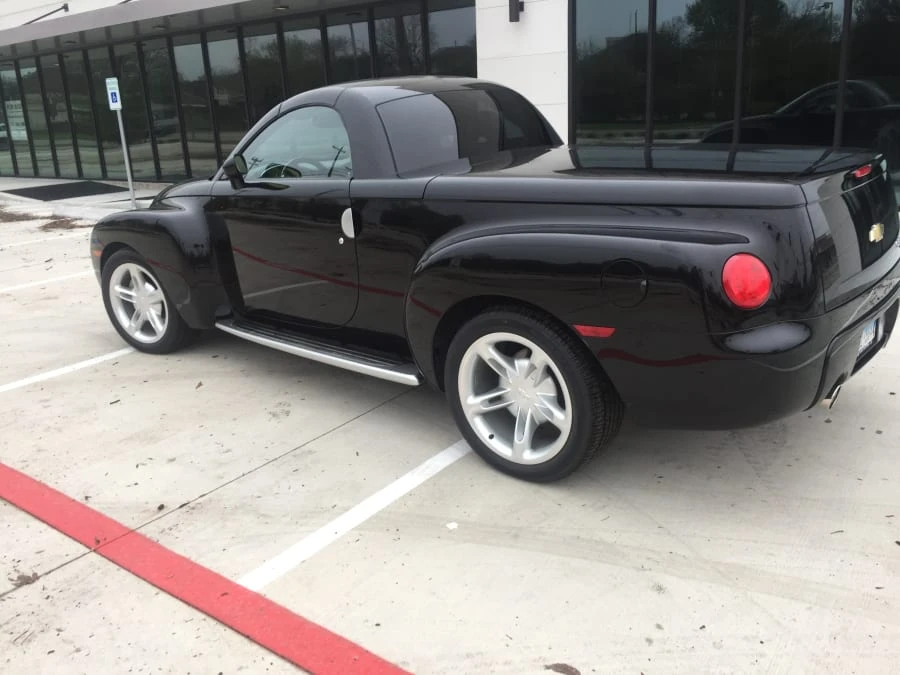 2003 Chevrolet SSR - Image 3 of 10