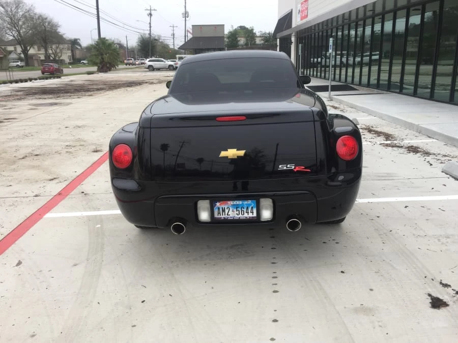 2003 Chevrolet SSR - Image 8 of 10