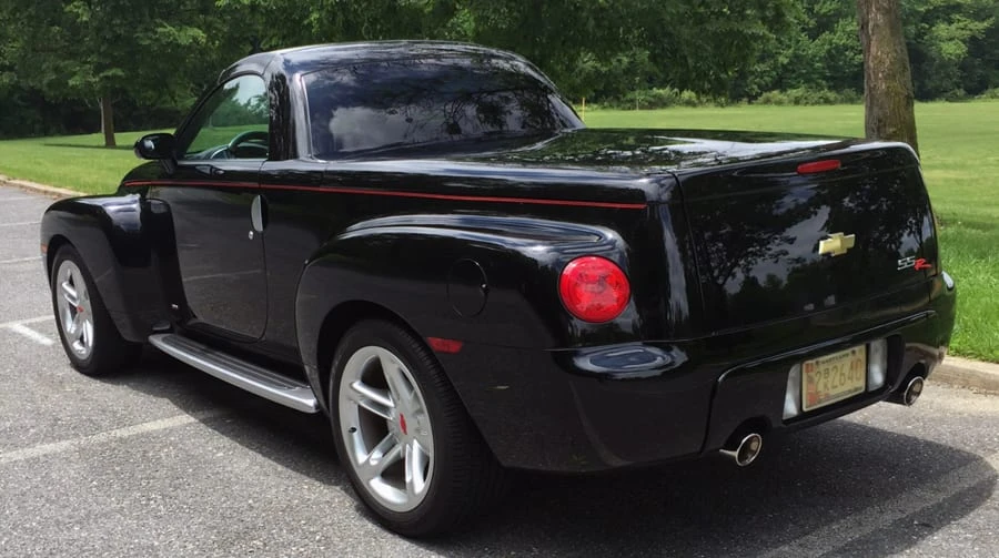 2003 Chevrolet SSR - Image 2 of 11