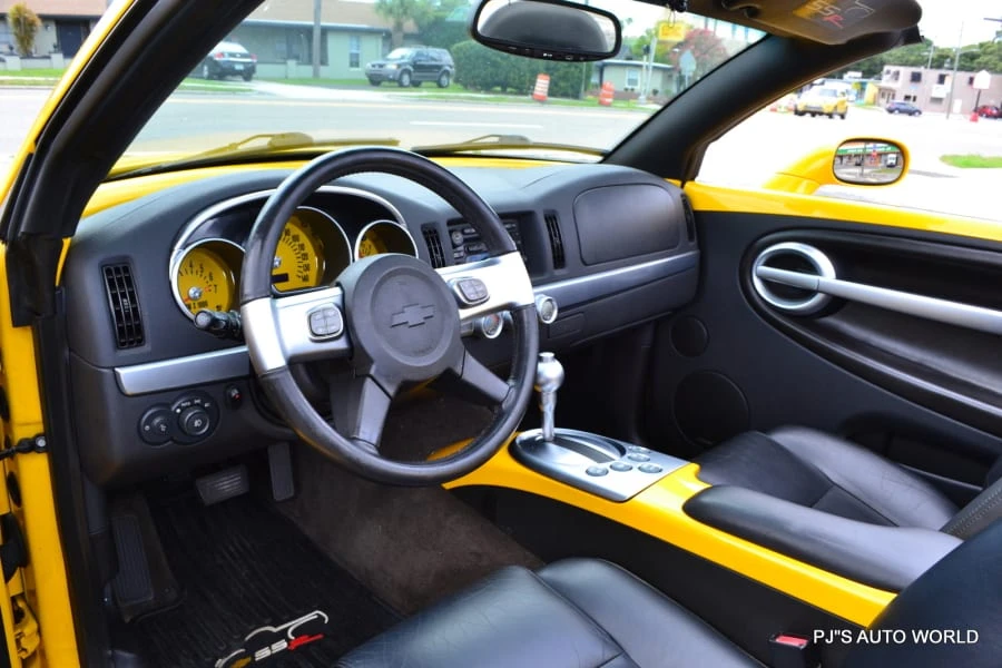 2003 Chevrolet SSR - Image 5 of 12