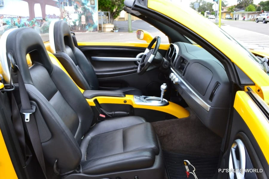 2003 Chevrolet SSR - Image 7 of 12