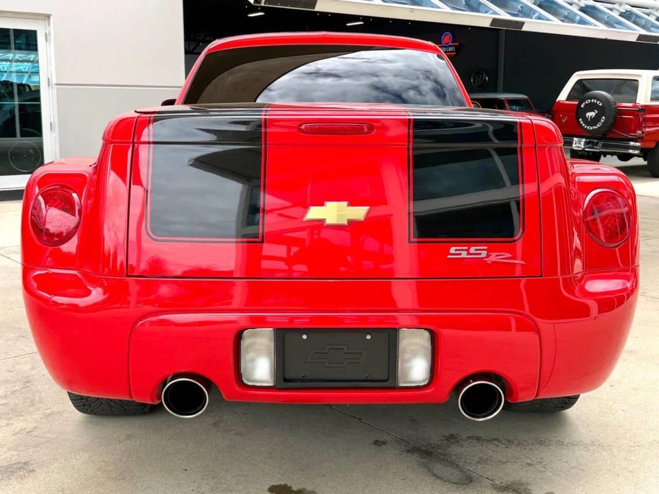 2003 Chevrolet SSR - Image 7 of 31
