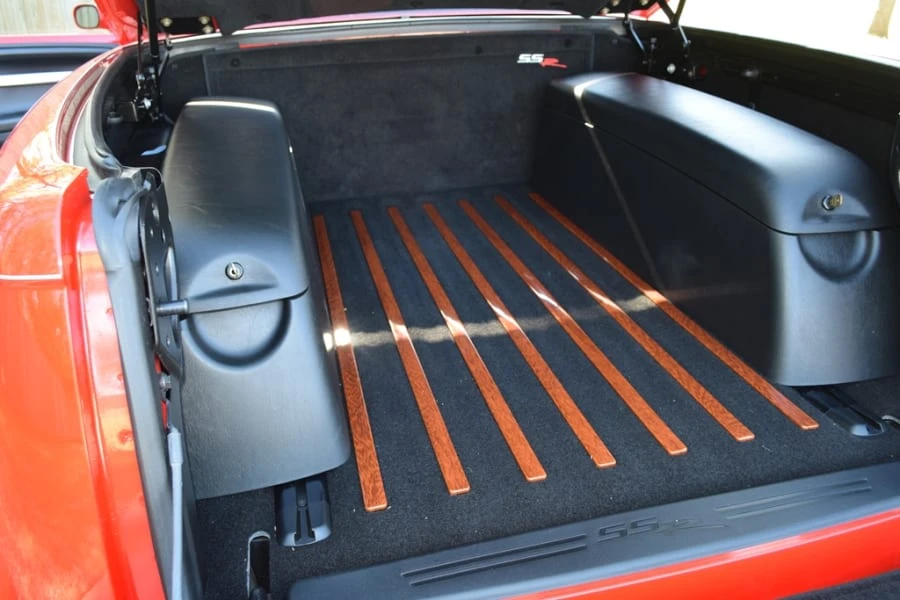 2003 Chevrolet SSR - Image 6 of 10