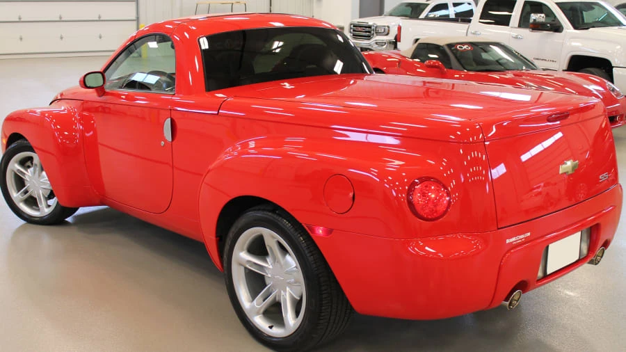 2003 Chevrolet SSR - Image 2 of 6
