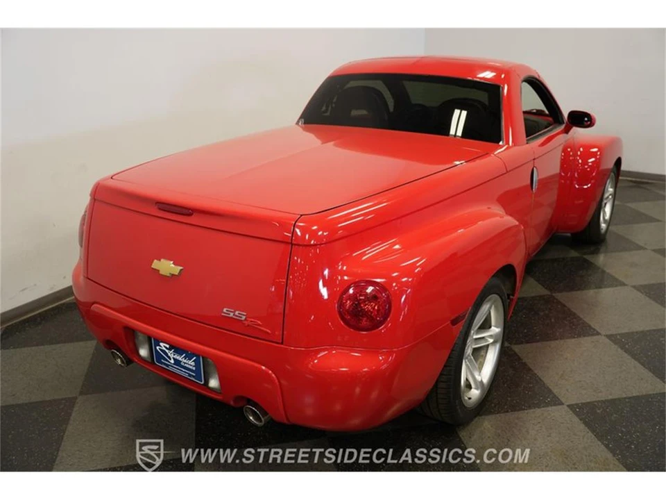 2003 Chevrolet SSR - Image 29 of 31