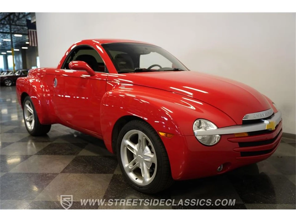 2003 Chevrolet SSR - Image 17 of 31