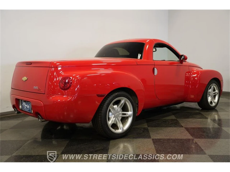 2003 Chevrolet SSR - Image 13 of 31
