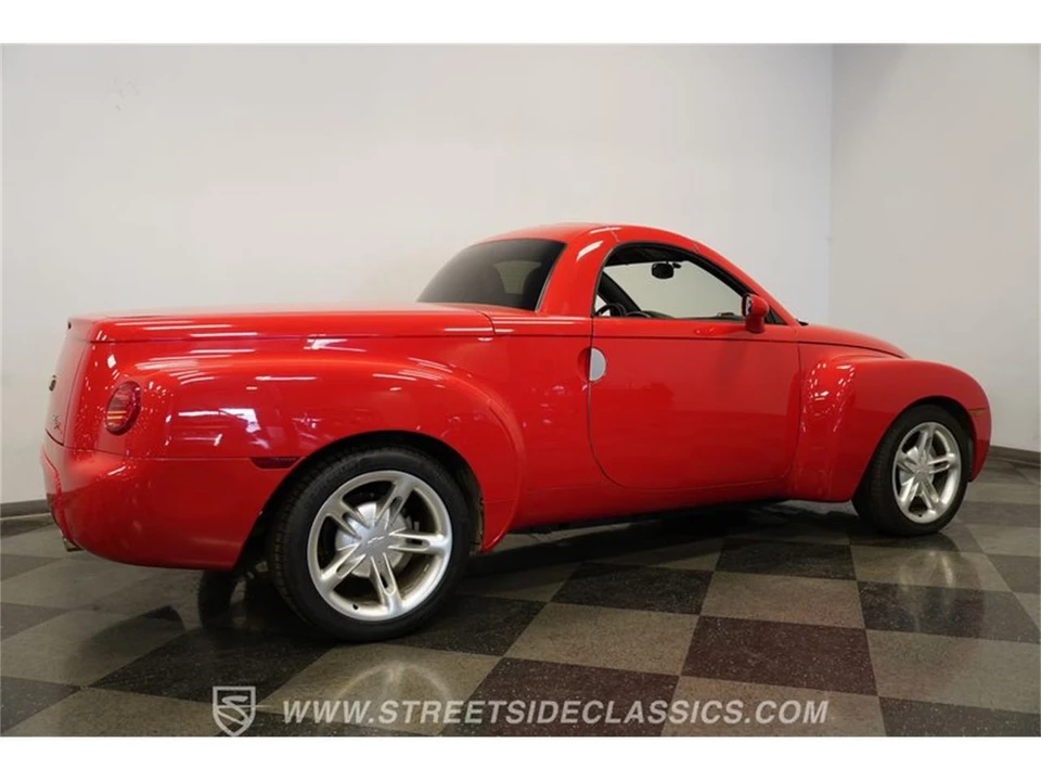 2003 Chevrolet SSR - Image 14 of 31