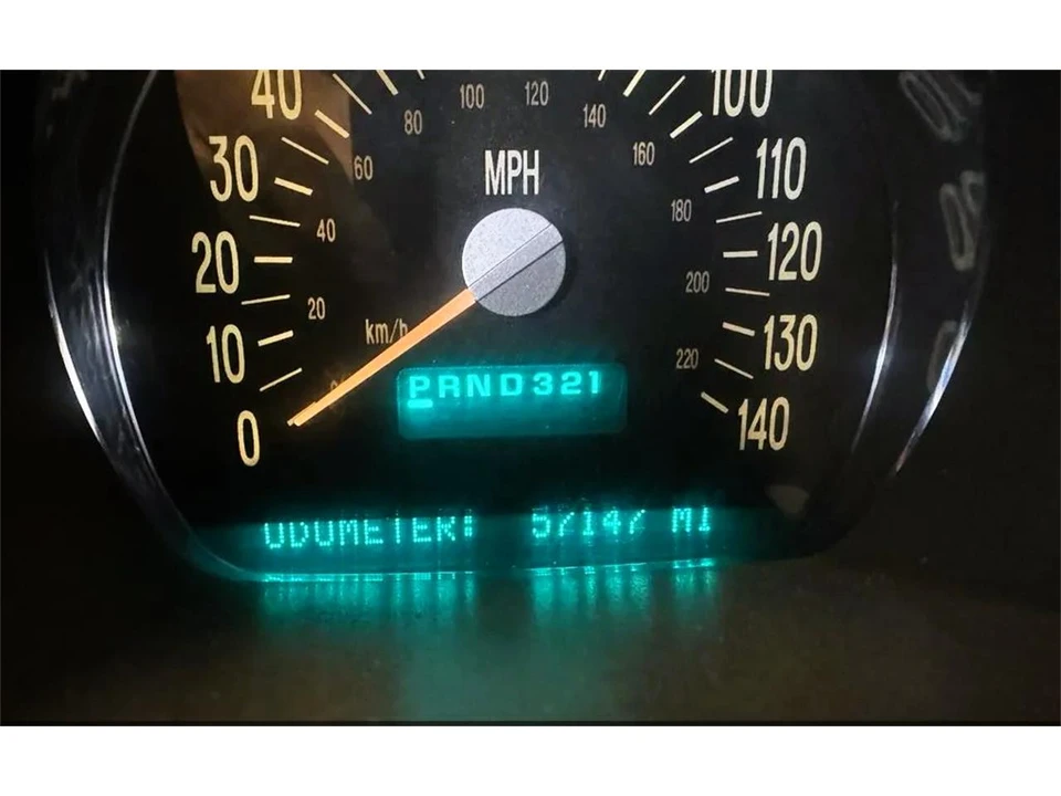 2003 Chevrolet SSR - Image 11 of 26