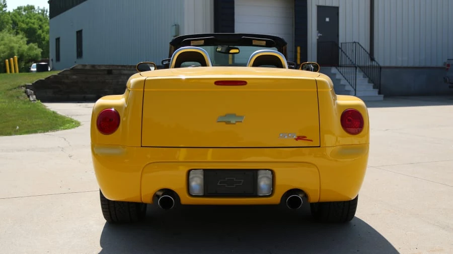 2003 Chevrolet SSR - Image 11 of 31