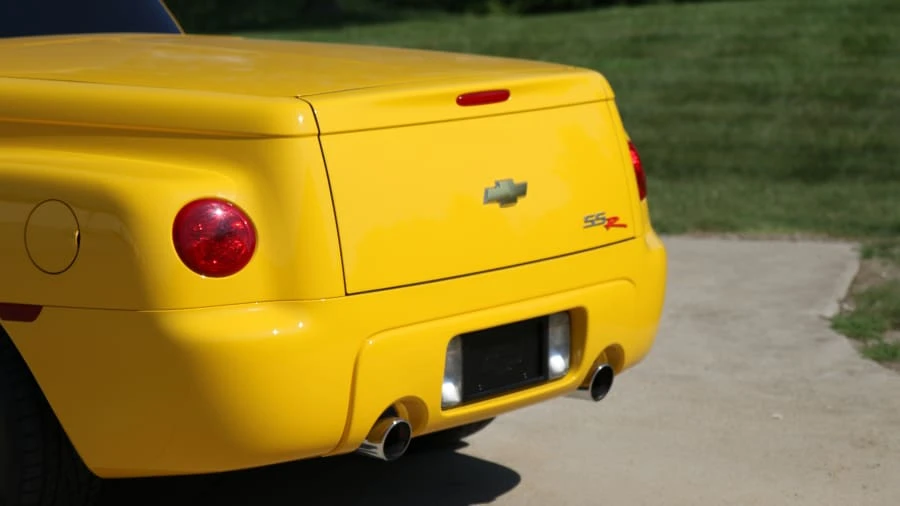 2003 Chevrolet SSR - Image 8 of 31