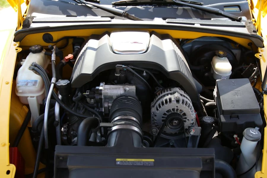 2003 Chevrolet SSR - Image 30 of 31