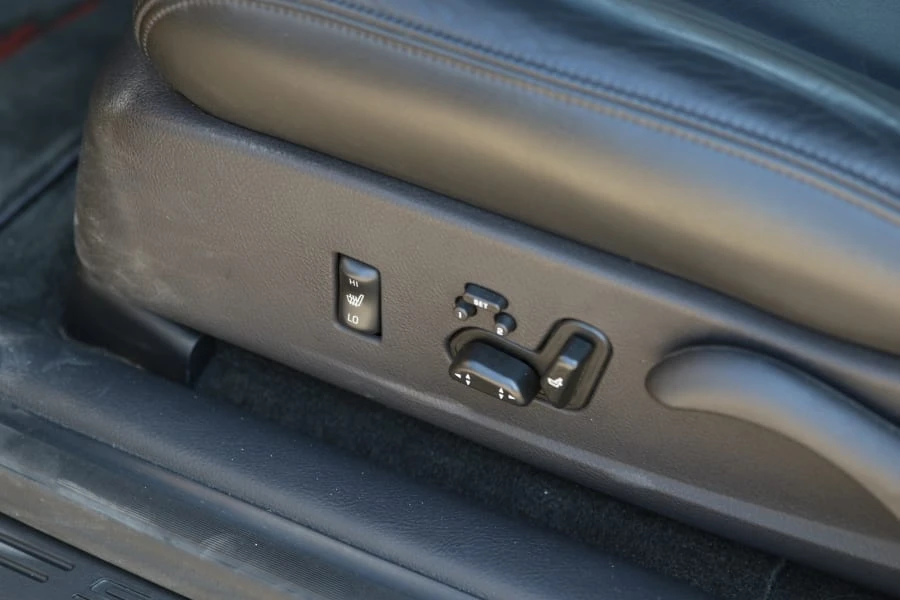 2003 Chevrolet SSR - Image 20 of 31
