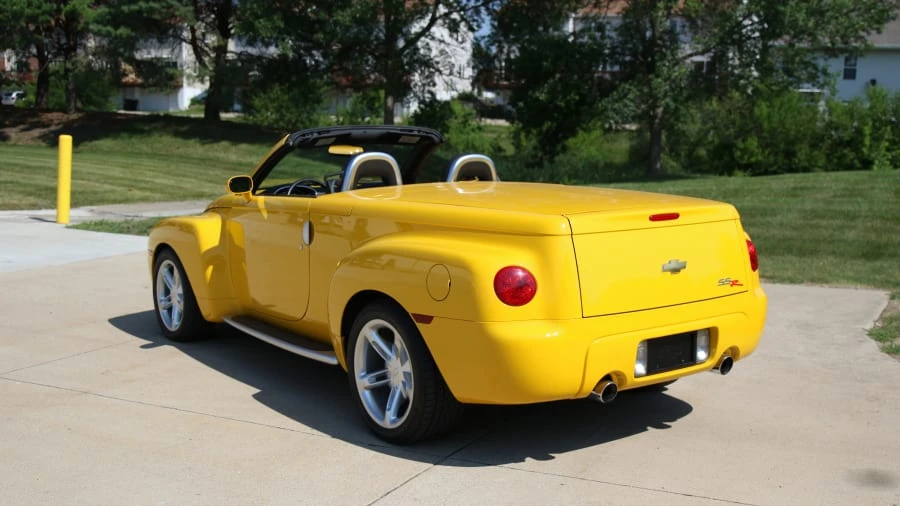 2003 Chevrolet SSR - Image 9 of 31