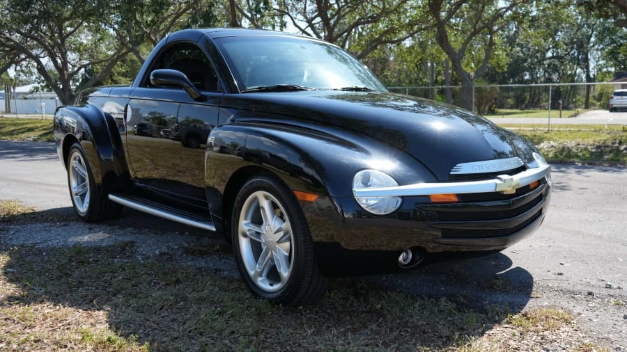 2003 Chevrolet SSR - Image 6 of 31