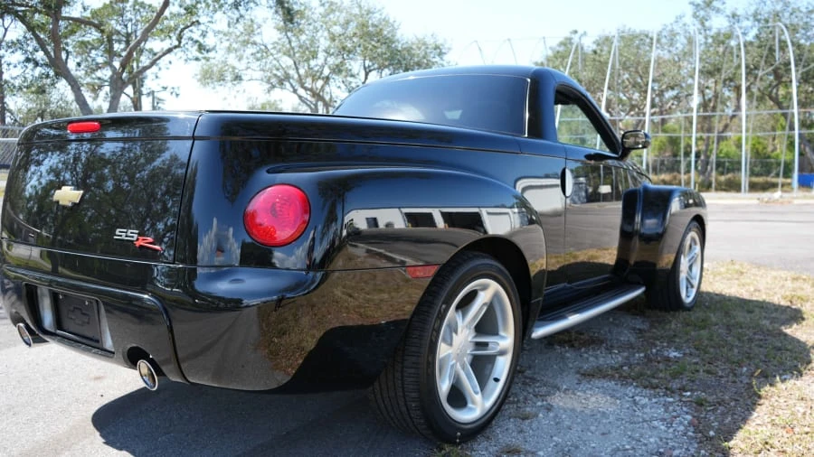 2003 Chevrolet SSR - Image 8 of 31