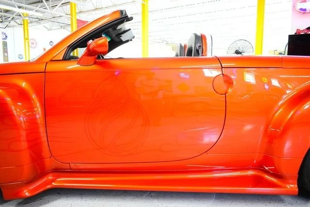 2003 Chevrolet SSR - Image 16 of 31