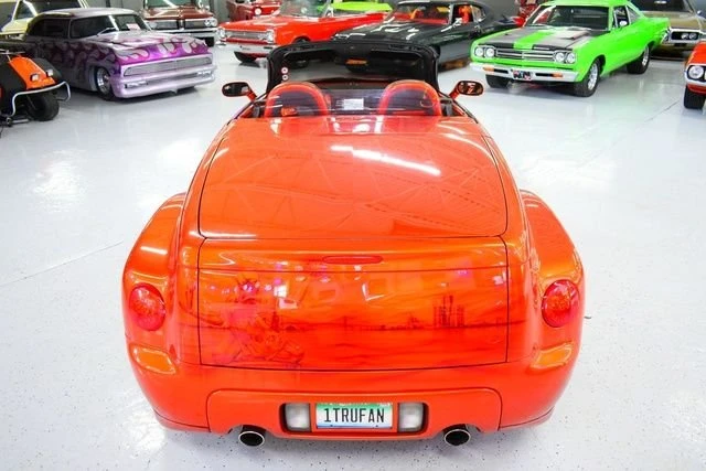 2003 Chevrolet SSR - Image 23 of 31