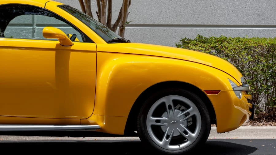 2003 Chevrolet SSR - Image 17 of 31