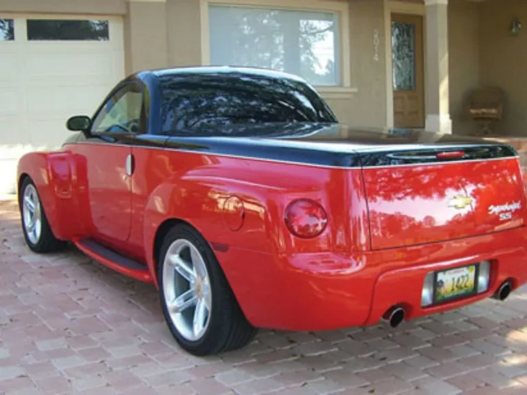 2003 Chevrolet SSR - Image 9 of 13