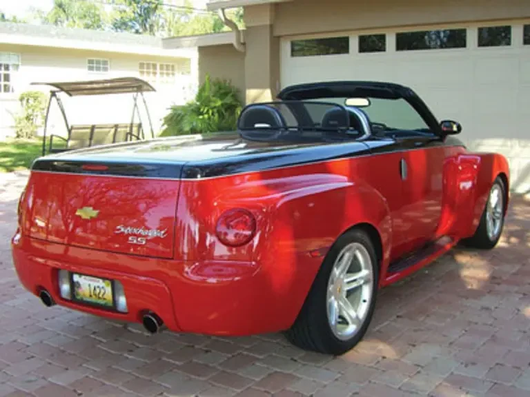 2003 Chevrolet SSR - Image 10 of 13