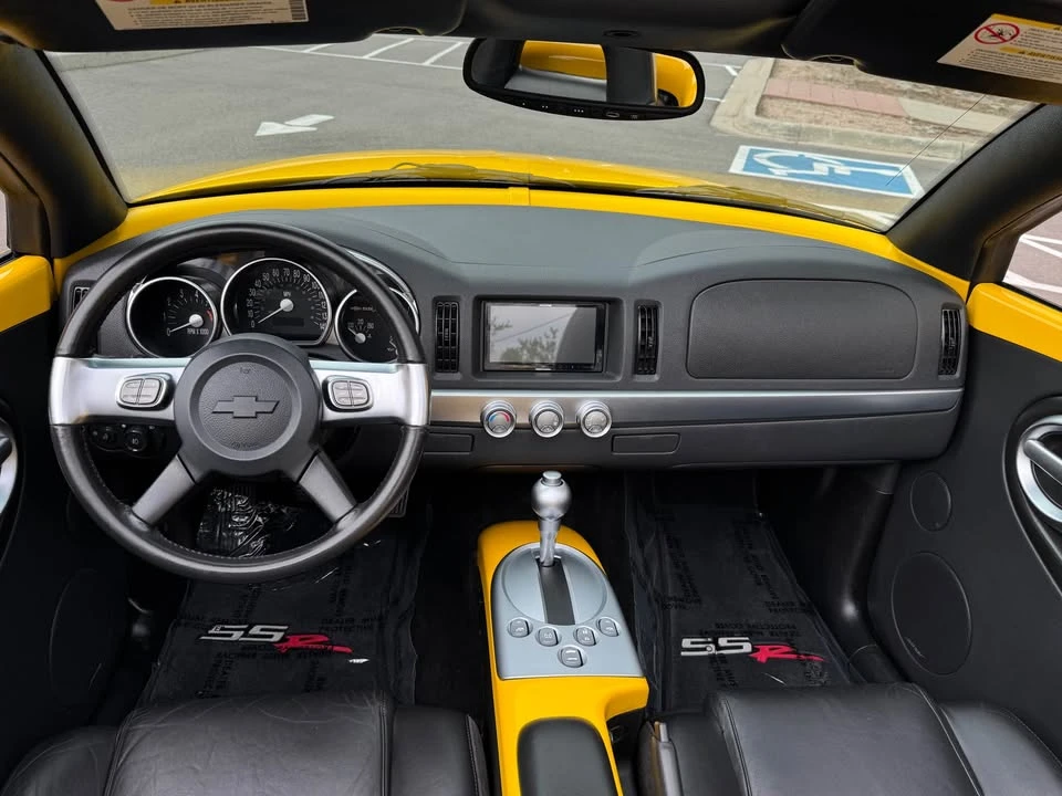 2003 Chevrolet SSR - Image 12 of 20