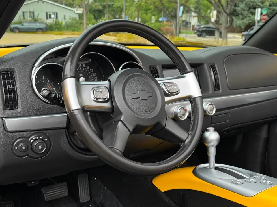 2003 Chevrolet SSR - Image 11 of 20