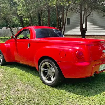 2003 Chevrolet SSR Convertible Pickup 2D
