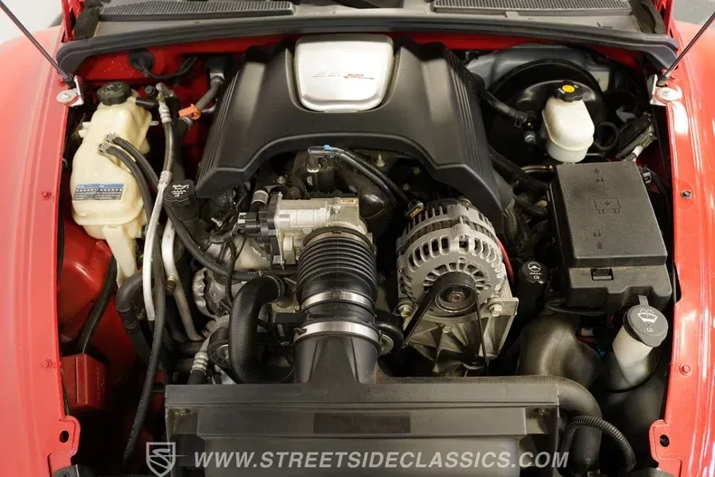 2003 Chevrolet SSR - Image 15 of 31