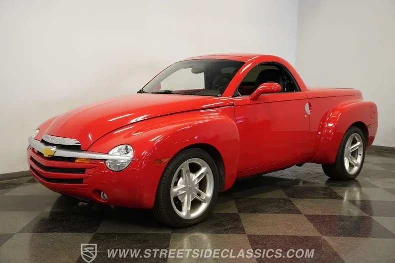 2003 Chevrolet SSR - Image 9 of 31