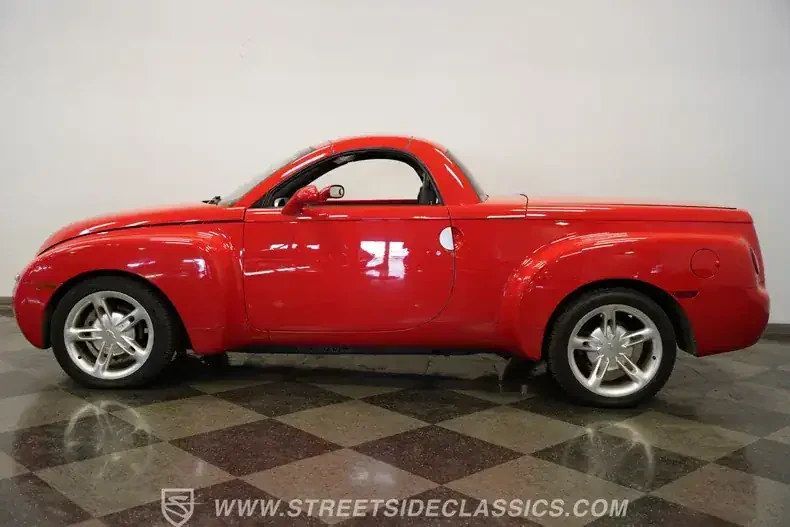 2003 Chevrolet SSR - Image 25 of 31