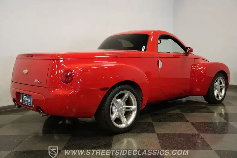 2003 Chevrolet SSR - Image 26 of 31