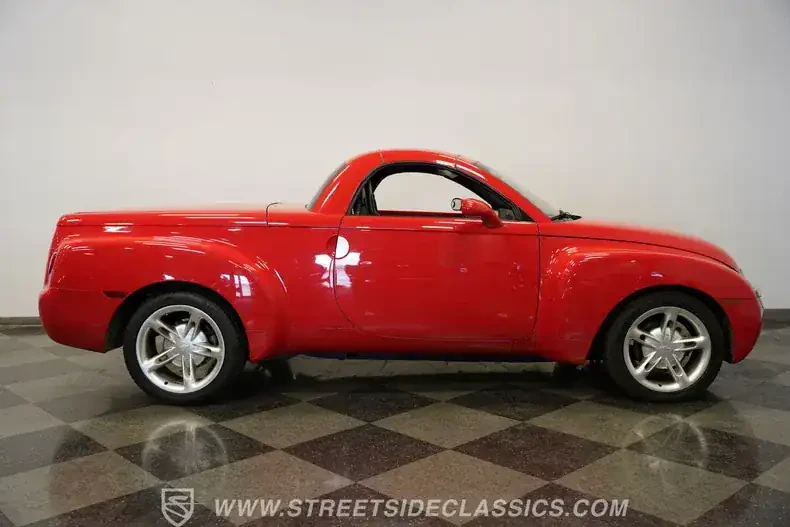 2003 Chevrolet SSR - Image 22 of 31