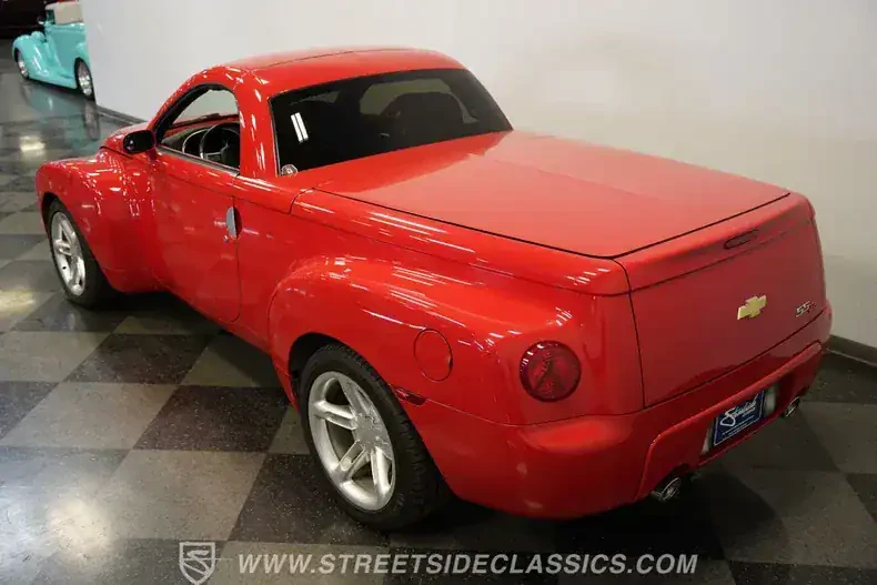 2003 Chevrolet SSR - Image 28 of 31