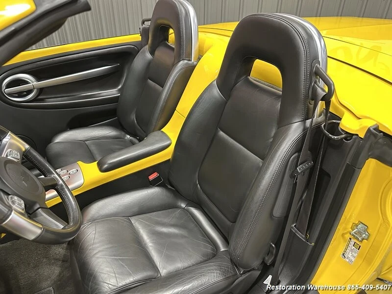 2003 Chevrolet SSR - Image 9 of 21