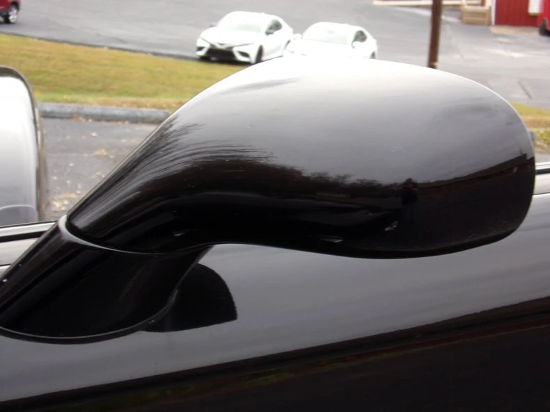 2003 Chevrolet SSR - Image 29 of 31