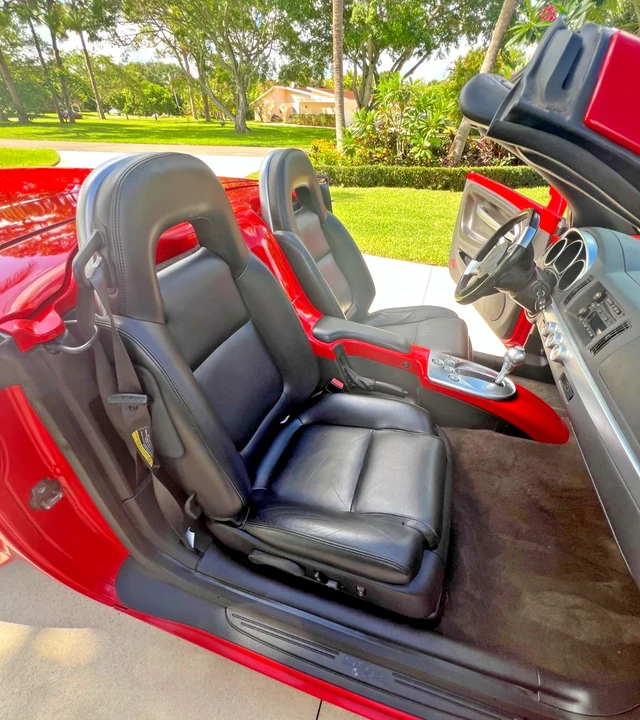 2003 Chevrolet SSR - Image 15 of 31
