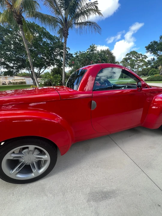 2003 Chevrolet SSR - Image 28 of 31