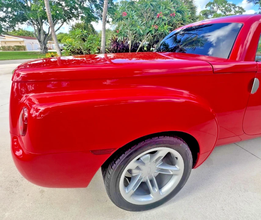 2003 Chevrolet SSR - Image 7 of 31