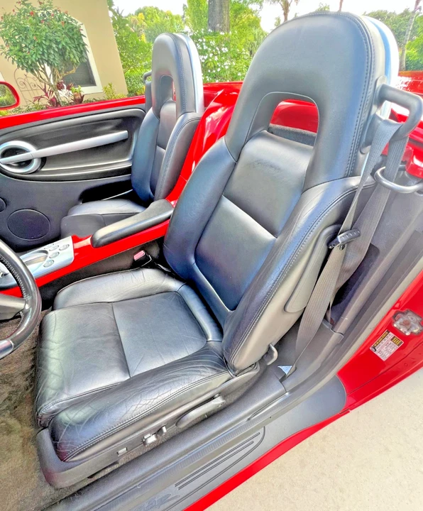 2003 Chevrolet SSR - Image 13 of 31