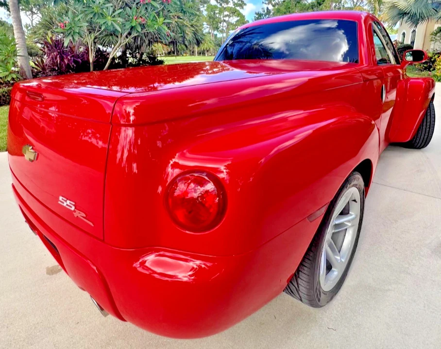 2003 Chevrolet SSR - Image 8 of 31