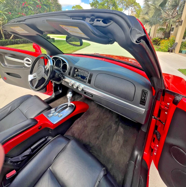 2003 Chevrolet SSR - Image 18 of 31