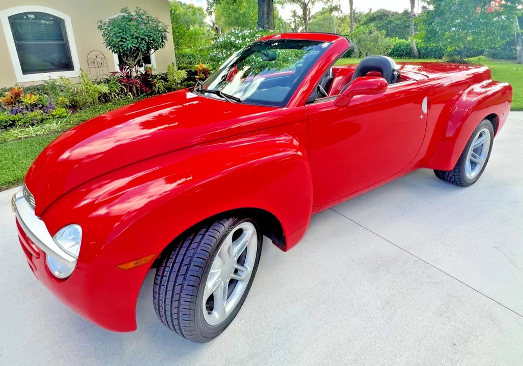 2003 Chevrolet SSR - Image 9 of 31