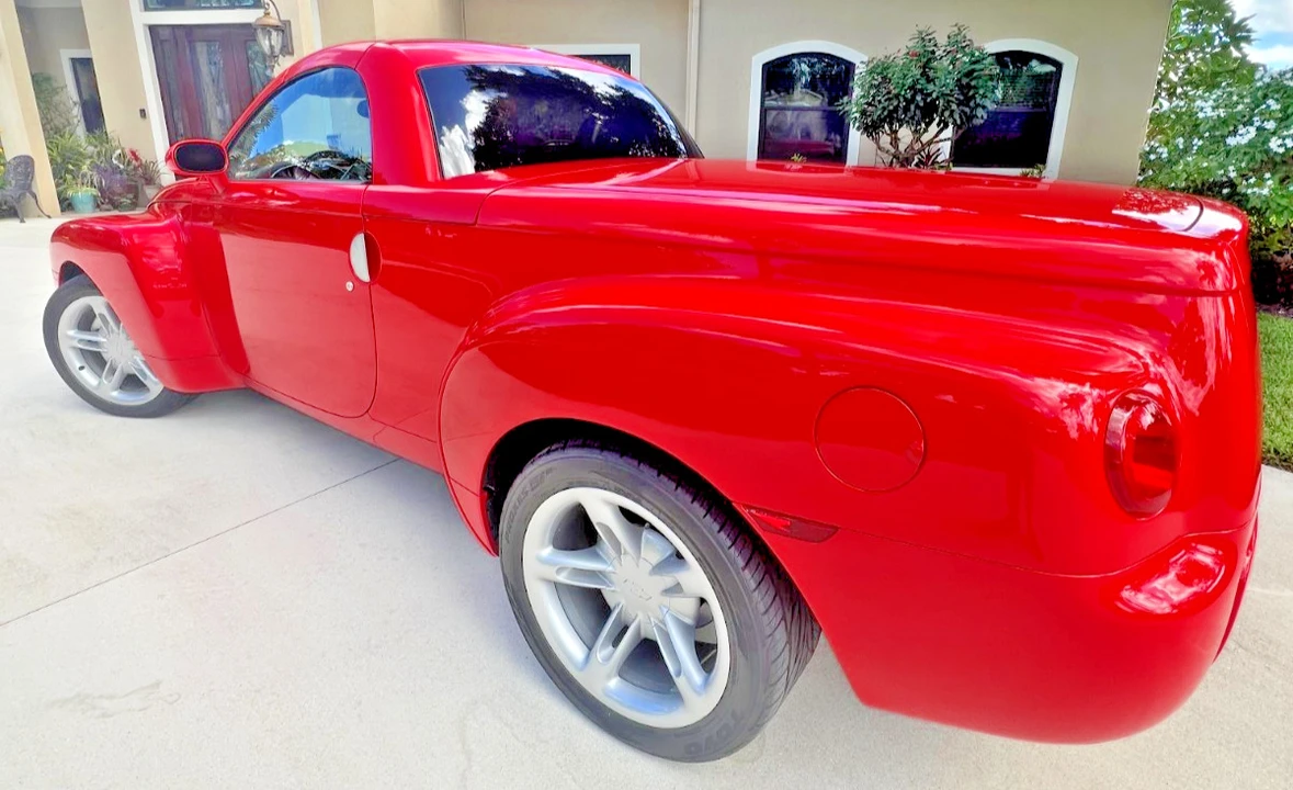 2003 Chevrolet SSR - Image 5 of 31